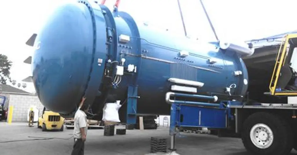 ASC Delivers EC12x25 Econoclave