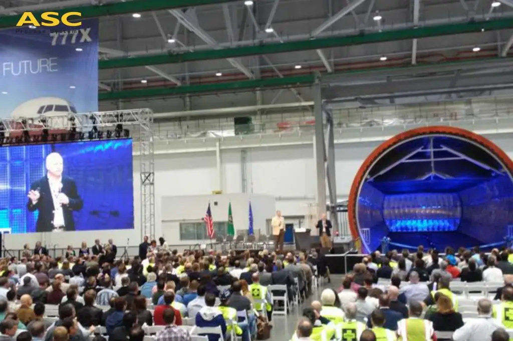Boeing’s new 777X wing center