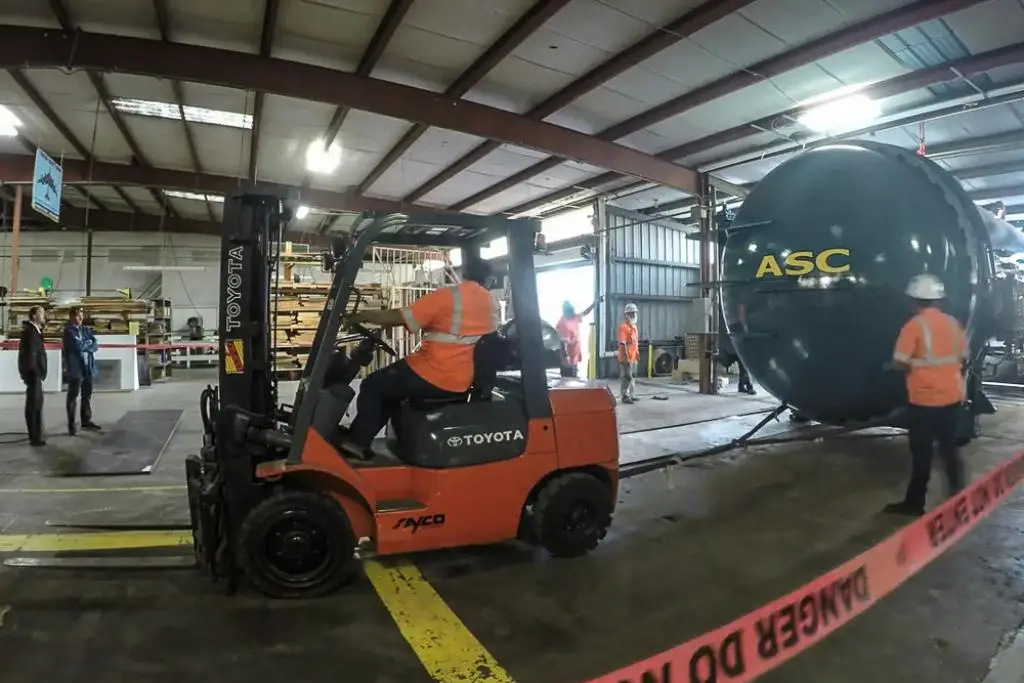 Delivering a EC10X30 Econoclave